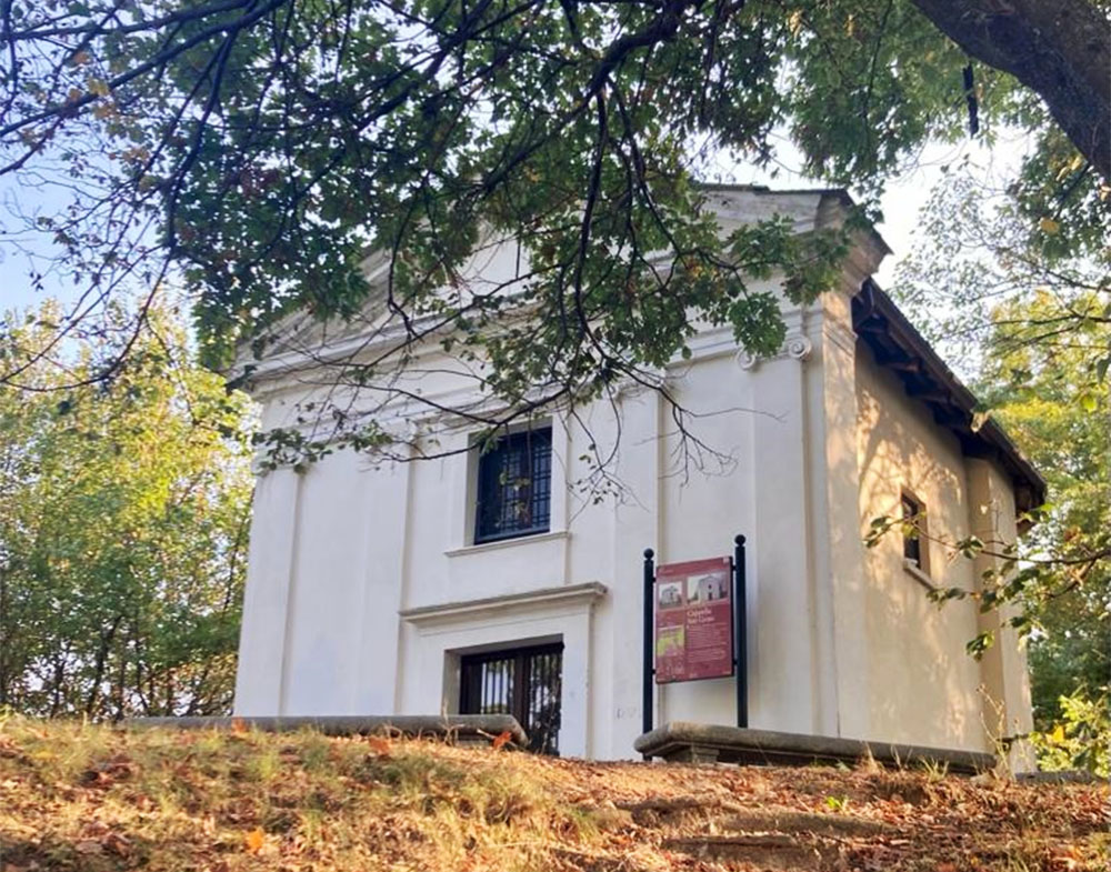 La Cappella di San Grato a Rivoli, nell’omonimo parco pubblico, sede di stazione del telegrafo Chappe